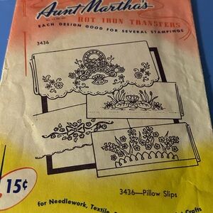 Vintage Aunt Martha's Hot Iron Transfers. 3436-Pillow Slips